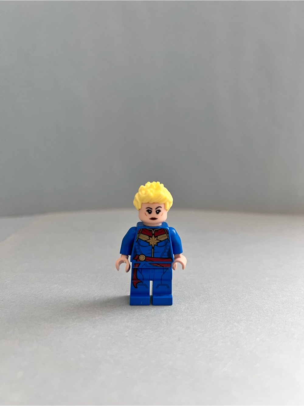 LEGO Marvel Super Heroes Captain Marvel Minifigure